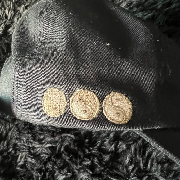 Hat - Picture 4 of 4